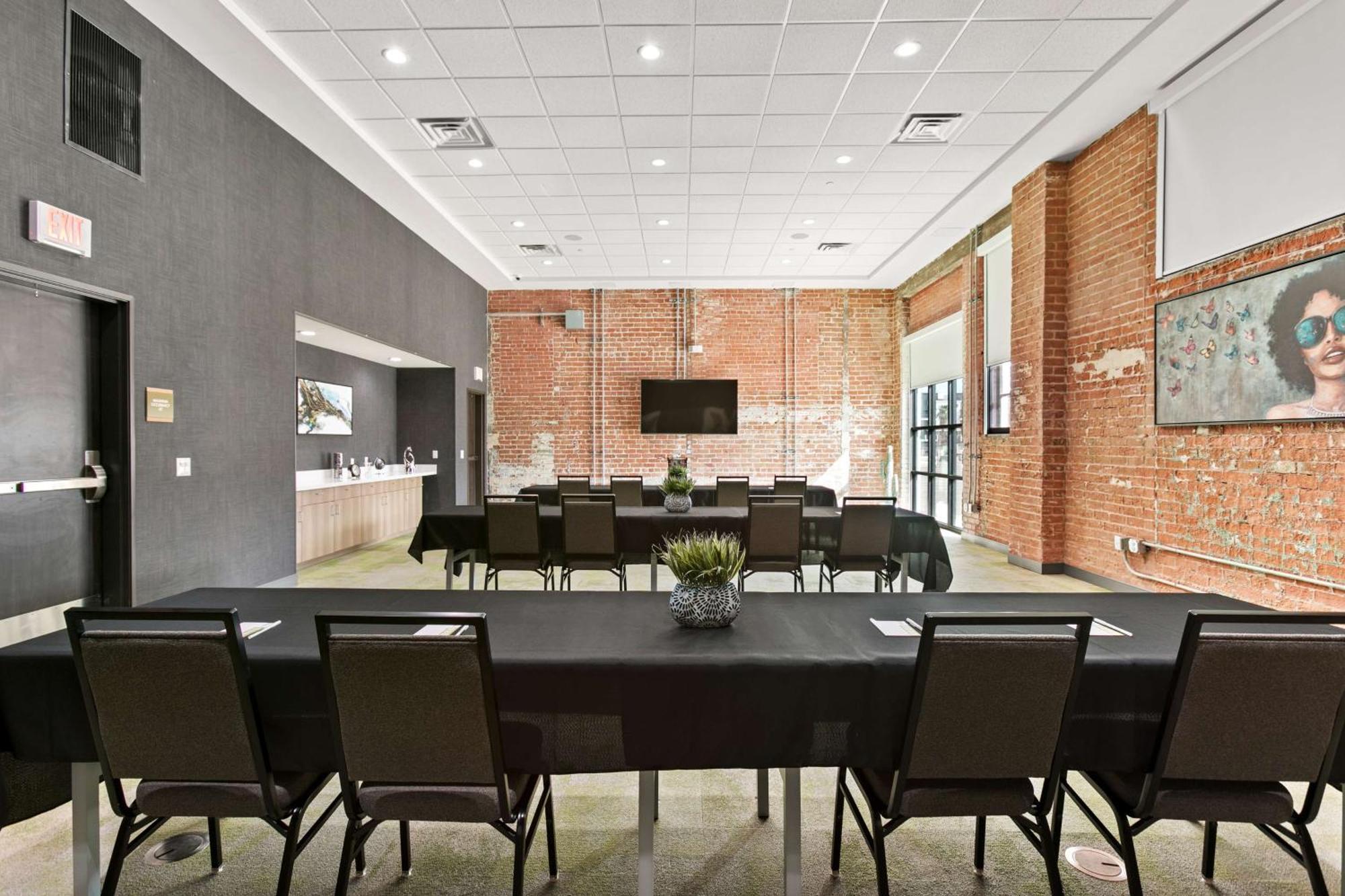 Home2 Suites By Hilton Phoenix Downtown エクステリア 写真